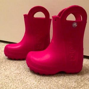 Crocs Toddler boot size 6